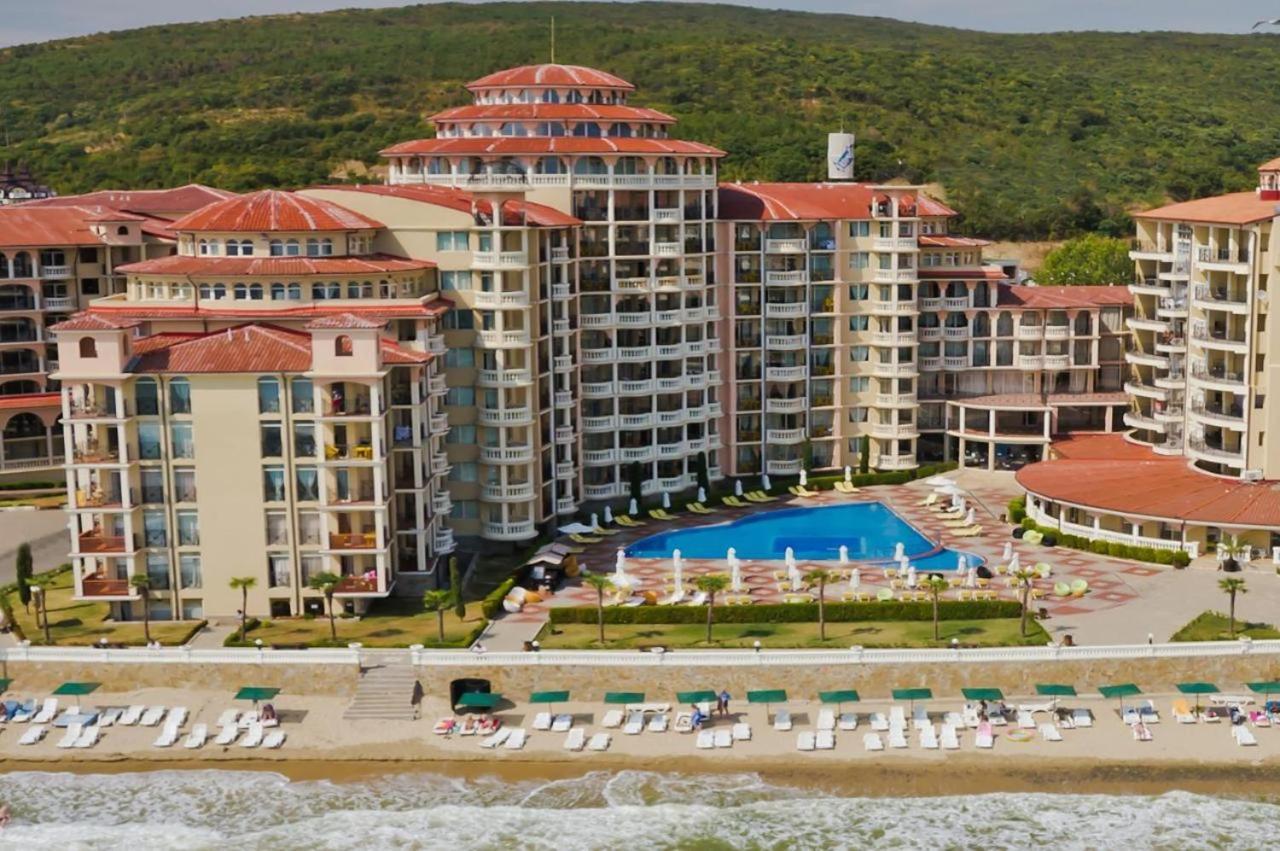 Andalucia Beach - Sea Viev Apartments Elenite Exteriör bild