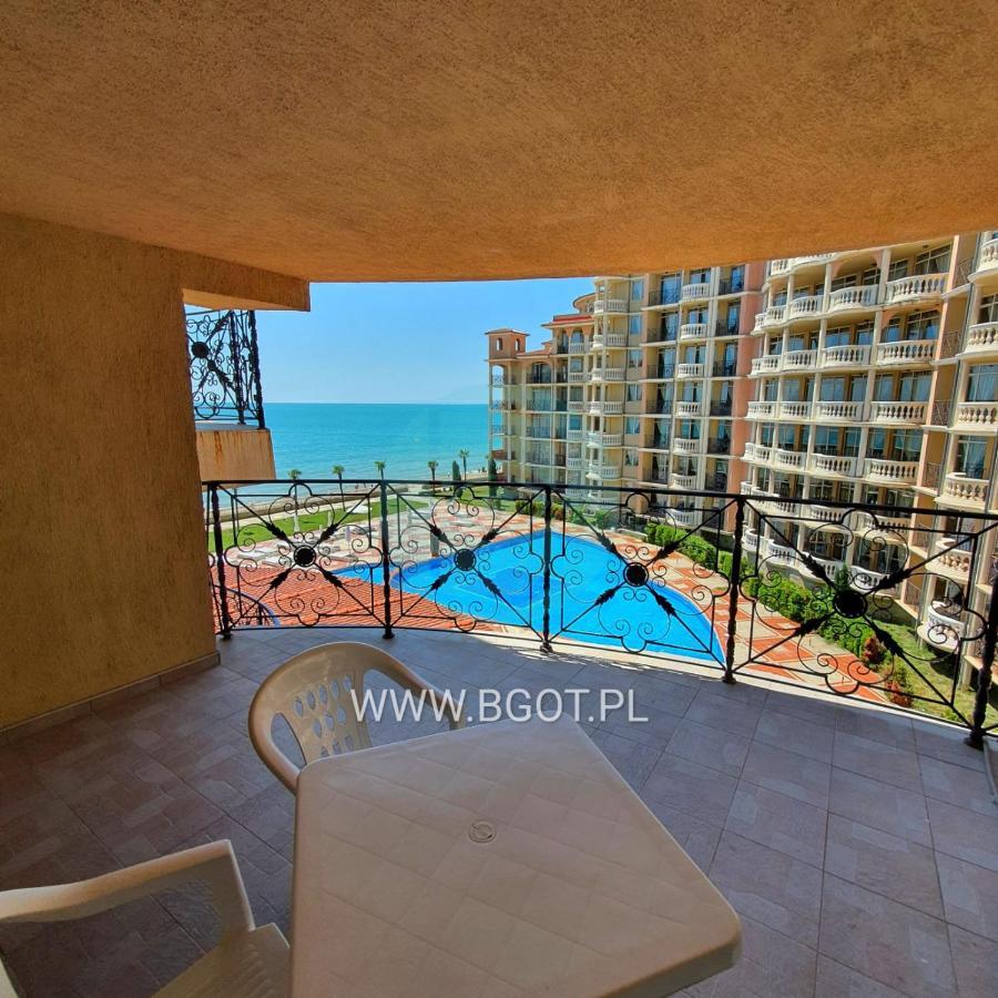 Andalucia Beach - Sea Viev Apartments Elenite Exteriör bild